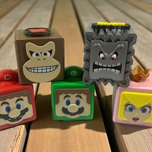 Switch Spiele Box mit magnetischem Deckel - Mario Charaktere