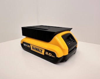 DeWalt Akkuhalter – Robuste 3D-gedruckte Wandhalterung für DeWalt Akkus – Perfekte Aufbewahrungslösung für Werkstatt und Garage