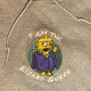 Lisa I Am the Lizard Queen Pullover Hoodie,Lisa Embroidery Hoodie, customized personalized embroidered popular cartoon hoodie,