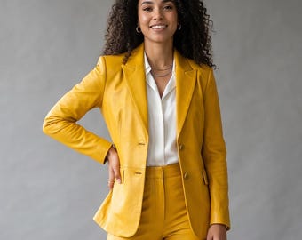Conjunto de traje de cuero para mujer hecho a mano, blazer y pantalón de piel de vaca amarilla, pantalones de talle alto y corte ajustado, traje de oficina de dos piezas personalizado.