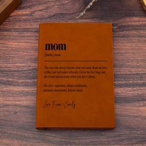 Cuaderno de cuero personalizado con el nombre de mamá/Diario de definición de madre personalizado para mamá/Regalo de cumpleaños para mamá/Diario para mujeres/Regalo único para ella