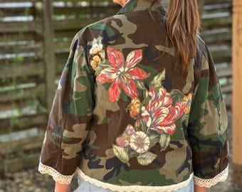 Upcycled Short-Style Camo Military Jacket: Flower Appliqué, Lace Trim,  (Fits M-L)