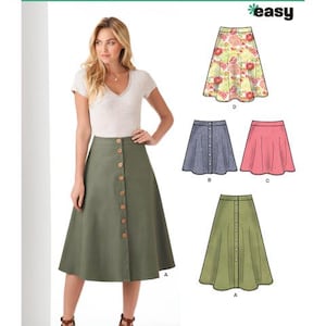 Pode incluir: Molde de costura New Look 6346 para uma saia com botões frontais. A embalagem mostra um modelo com uma saia midi verde-oliva com carcela de botões, juntamente com ilustrações de quatro variantes de saia, incluindo estampa floral e cores sólidas.