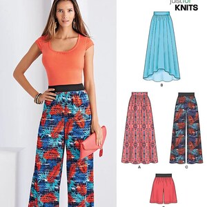 Könnte beinhalten: New Look Schnittmuster 6381 für Strickwaren. Die Hülle zeigt ein orangefarbenes Oberteil mit Rundhalsausschnitt und eine weite Hose mit tropischem Blattmuster in Blau, Rot und Schwarz. Abbildungen zeigen vier Varianten: Rock, Hose und Shorts.