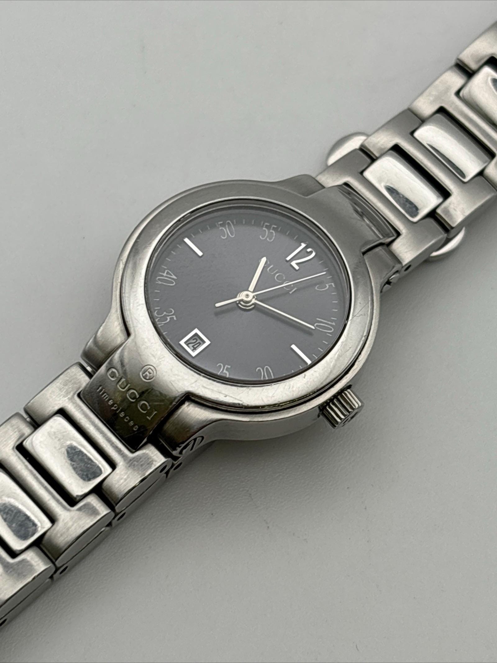 Gucci 8900L Quartz Women's Watch - Etsy