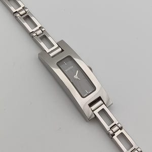 Gucci 3900L women's watch