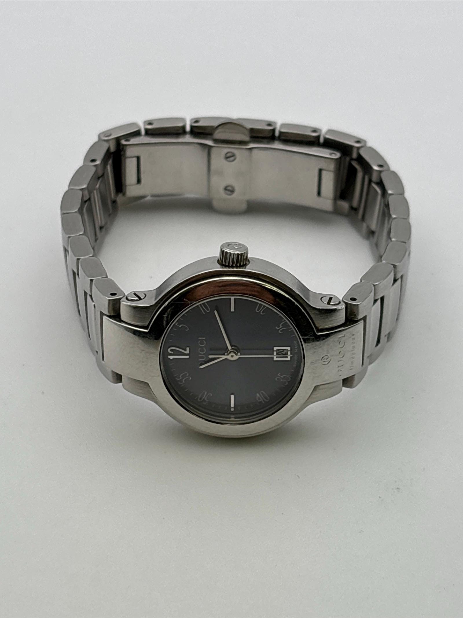 Gucci Vintage Gucci 8900L Stainless Steel Ladies Watch Dark Gray Dial Gucci 8900L Watch - GUC58284 | The RealReal main image 3