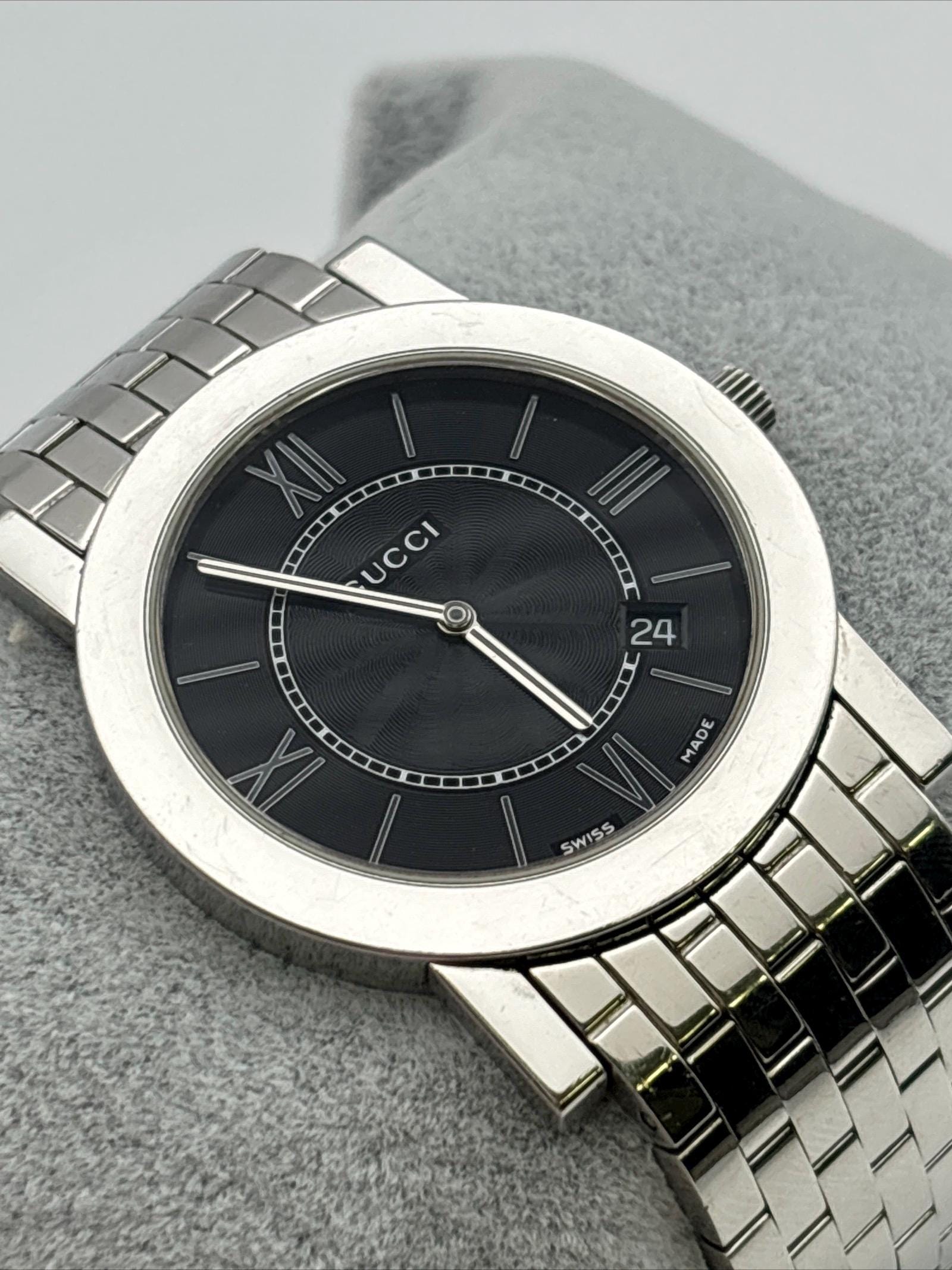 Gucci 5200M.1 Quartz Men Watch - Etsy