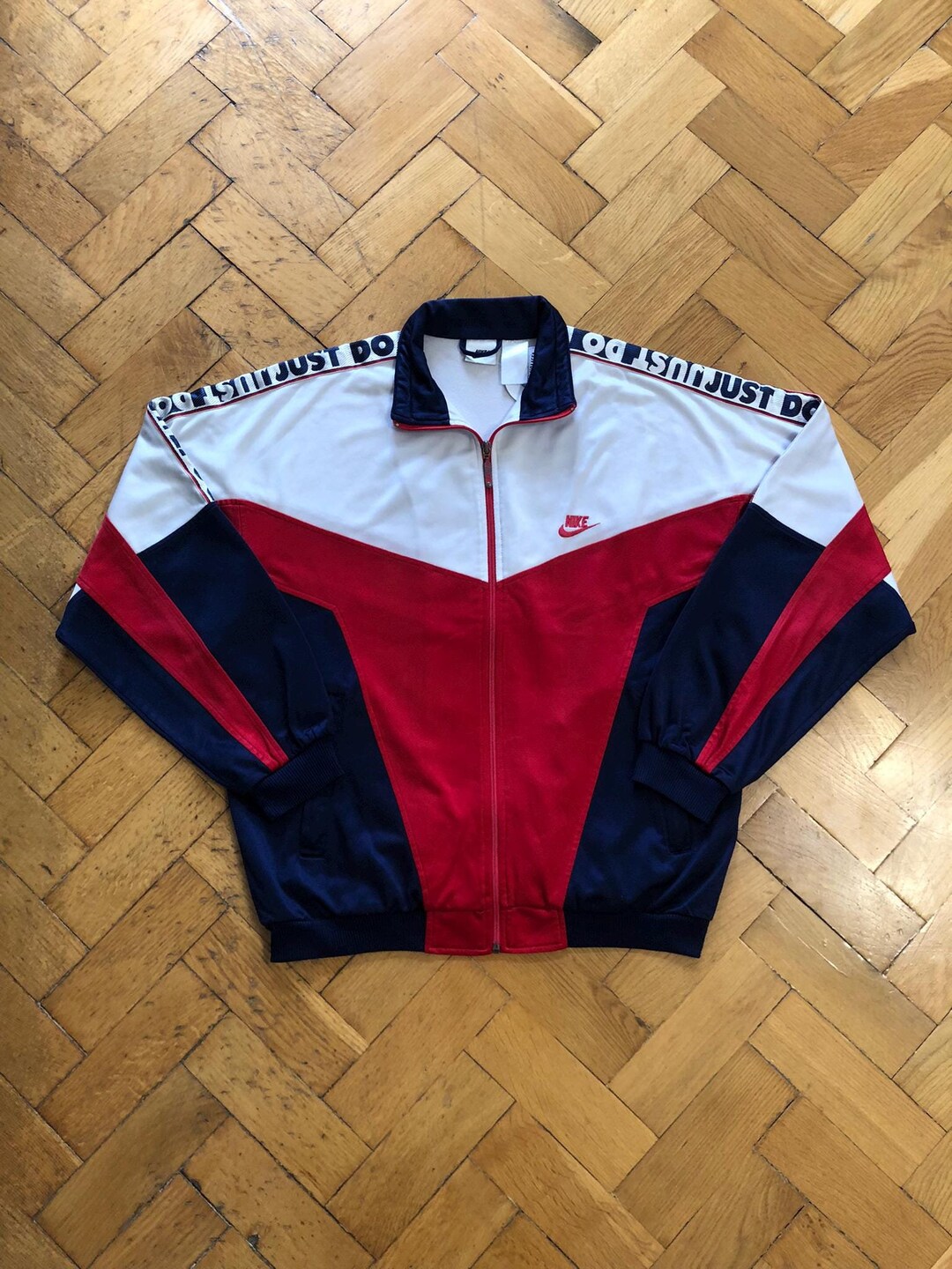 Vintage 90s retro striped sport jacket with white lining Made in Munich