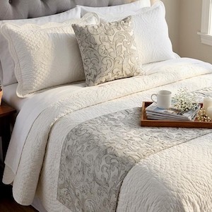 King / Queen / Twin Silver Abstract Bed Runner with Matching Throw Pillow Cover in Jacquard Fabric - Ethereal Silver