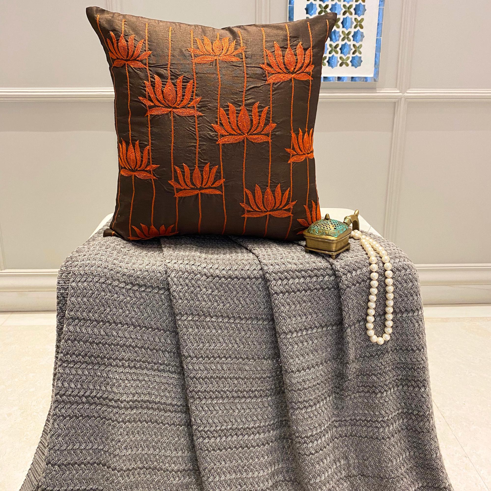 アートシルク ブラウン 刺繍 レッド ロータス フラワー 装飾 