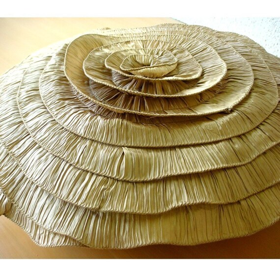 Throw Pillow Covers 16 Inch Round Gold Crushed Silk Pillow Cover