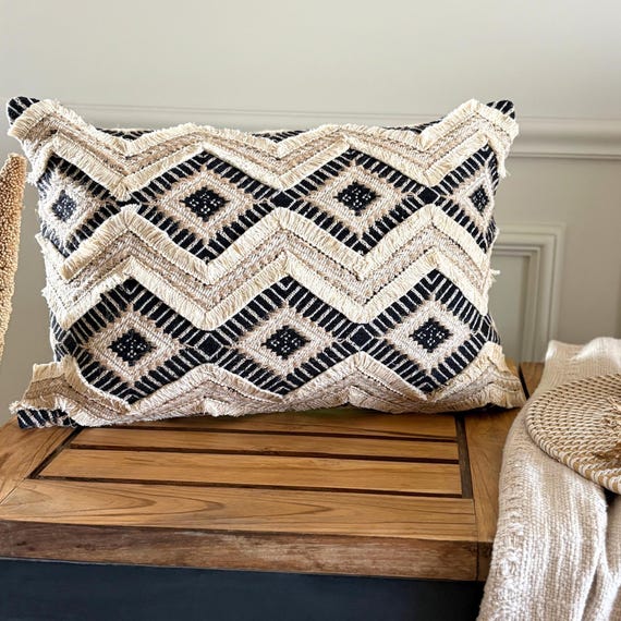 Boho Marokkanischer Fransen Kissenbezug Beige Graues texturiertes Jacquard Kissen - Nomad Drift