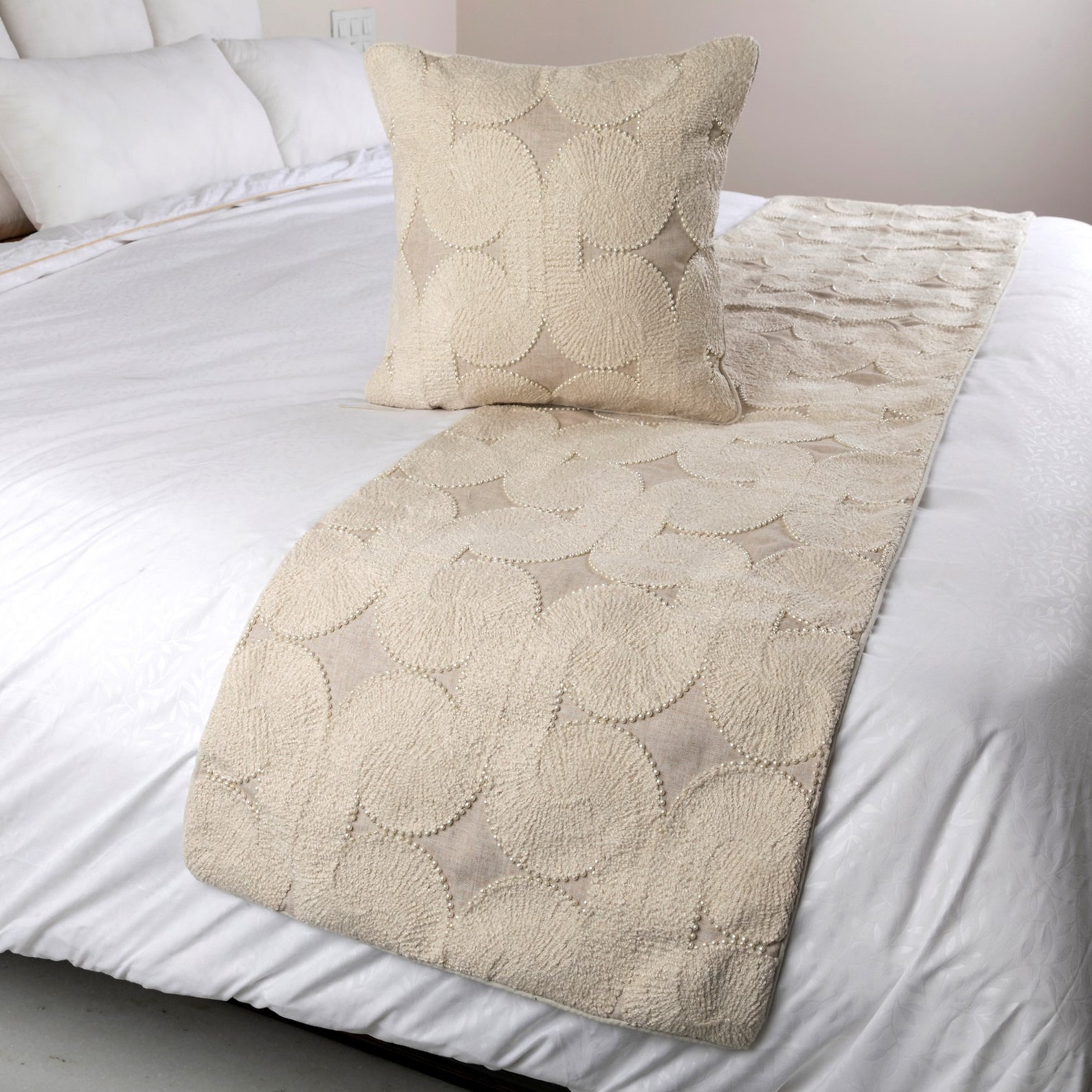 Bed Runner With Matching Decorative Pillow Cover in King / Etsy