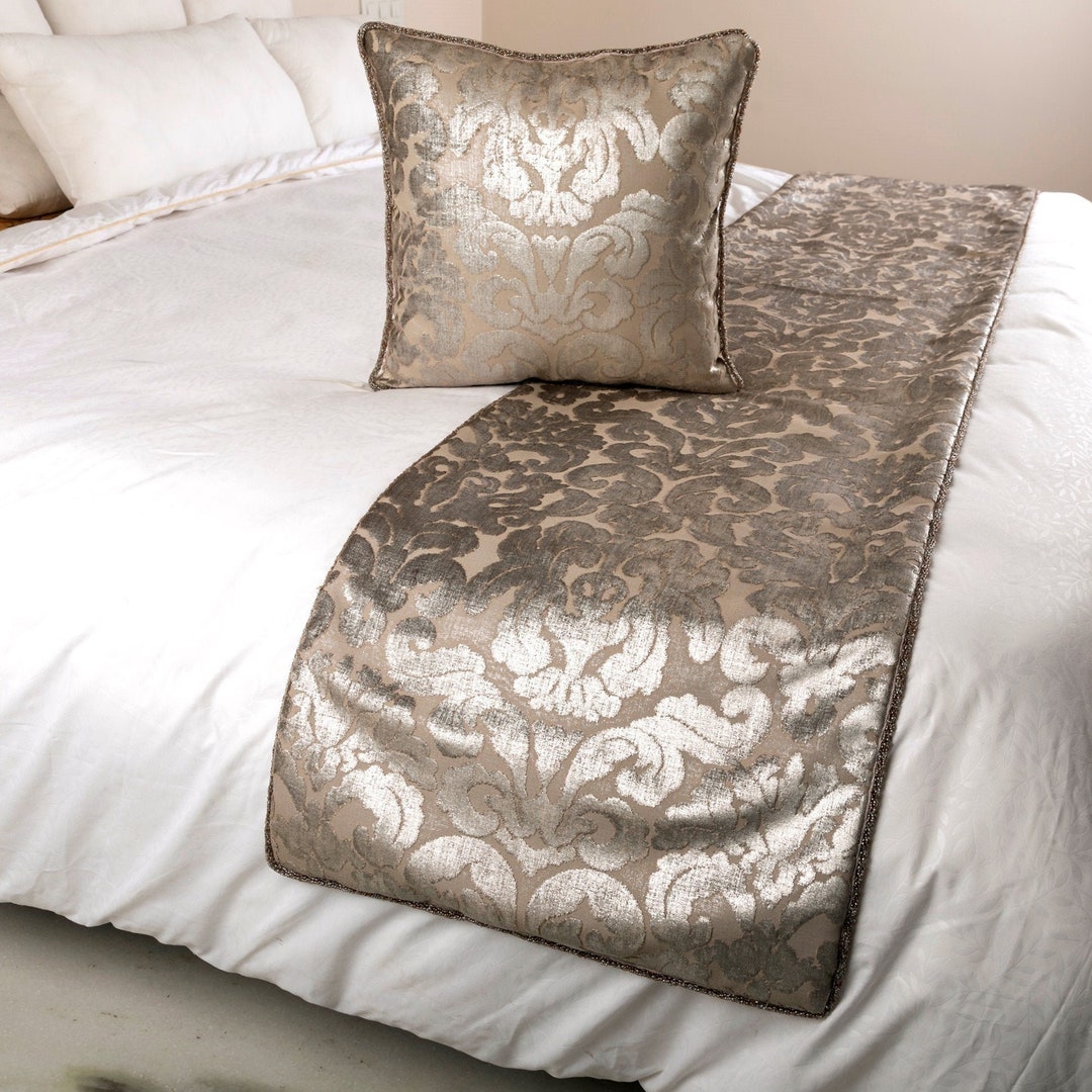 King / Queen / Twin Silver Bed Runner With Decorative Throw Pillow
