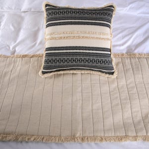 Copriletto beige per letto matrimoniale/king size/singolo con federa decorativa coordinata, in cotone trapuntato con pizzo, stile moderno e contemporaneo - Atmosfera marocchina immagine 4