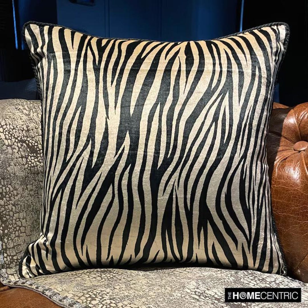 Decorative Zebra Stripes Throw Pillow Cover 16