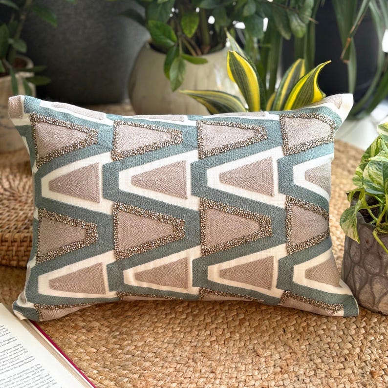 The HomeCentric Trivault Lumbar Throw Pillow Cover