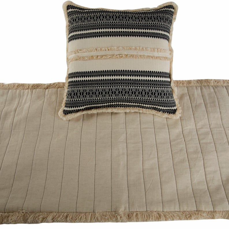 Copriletto beige per letto matrimoniale/king size/singolo con federa decorativa coordinata, in cotone trapuntato con pizzo, stile moderno e contemporaneo - Atmosfera marocchina immagine 8