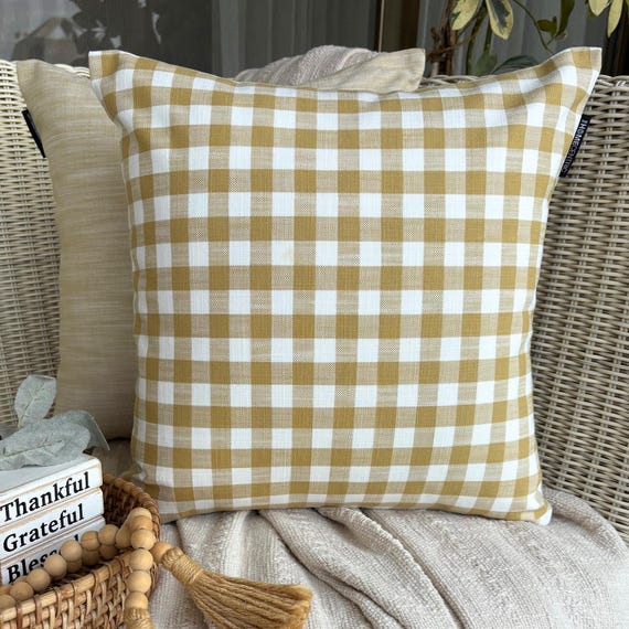 Karierter Kissenbezug 40 x 40 cm, Baumwolle Buffalo Checks, Ockerfarbenes und weißes Karokissen, kariertes Kissen, Kinderzimmerdeko, Landhaus, Bauernhaus - Checkmate