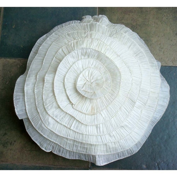 24 inch round pillow