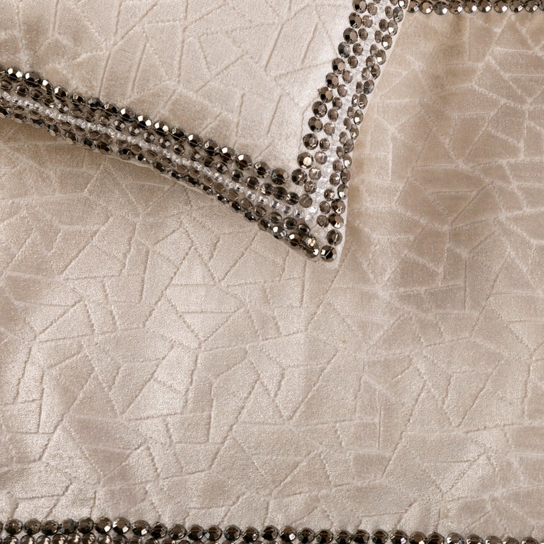 Mosaic Glory Bed Runner with Decorative Throw Pillow Cover 53 x 18 Inch Ivory Designer King Size Bed Scarf in Foil Velvet /& Bead Border