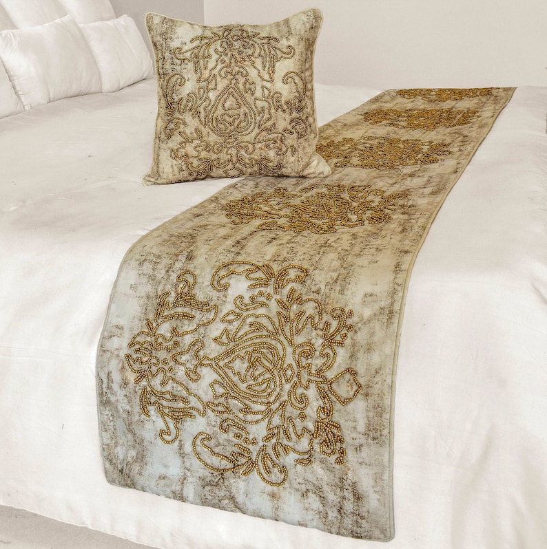 King / Queen / Twin Ivory / Gold Bed Runner and Matching - Etsy