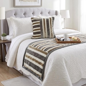 King / Queen / Twin Bold Striped Bed Runner with matching Decorative Throw Pillow Cover Velvet Beige/ Grey Patchwork Modern Stripe-Striation