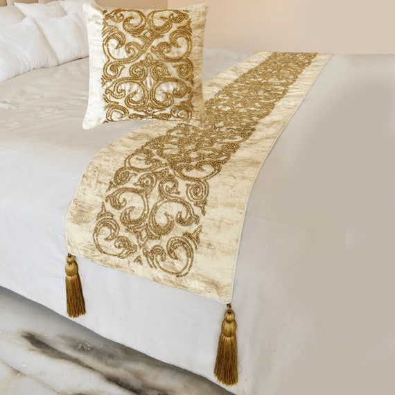 Cuscino-40x40-Oro-The-Queen