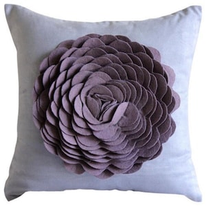 Cojín decorativo con diseño de rosas, 16.0 x 16.0 in, funda de almohada de ante sintético, color morado, diseño floral natural, estilo moderno, rosa de ensueño