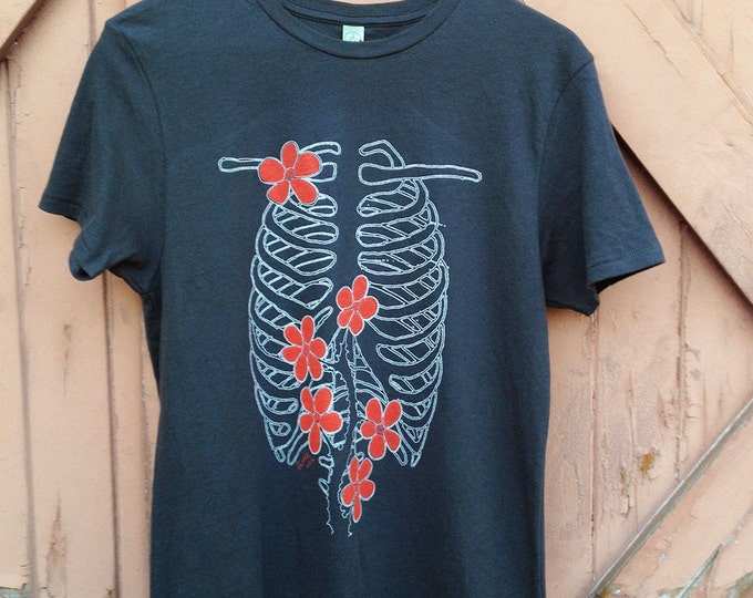 Rib Cage Garden Organic Cotton TShirt in Gun Smoke Gray