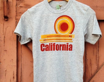 Organic Cotton Blend T-Shirt - California Dream, Heather Gray | Vintage Inspired Retro California Hand Printed Tshirt