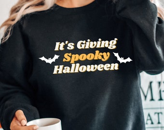 Cute Aesthetic It's Giving Spooky Bats Halloween Pull Over, Fall Sweatshirt, Tumblr Style Sweatshirt Happy Halloween Party Pullover