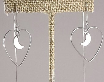 ★BTS 着用 BRAND★HYERES LOR★SILVER CURVE EMBLEM EARRING M ☆BTS 着用 BRAND☆HYERES LOR☆SILVER CURVE EMBLEM EARRING M