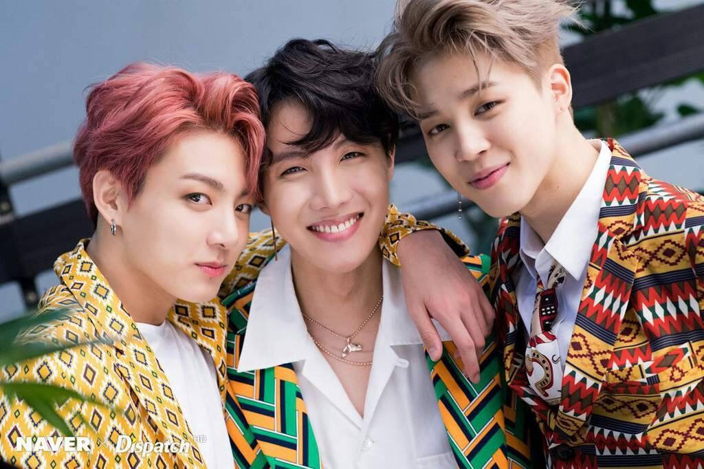 【FRICA】Dolphin Necklace 1 ★BTS J-hope 着用★ Dolphin or Whale Tail BTS J-hope Inspired IDOL Necklace