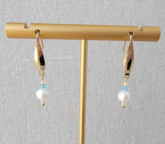 BTS Kim Taehyung V Dynamite Inspired Gold Pearl Earring 