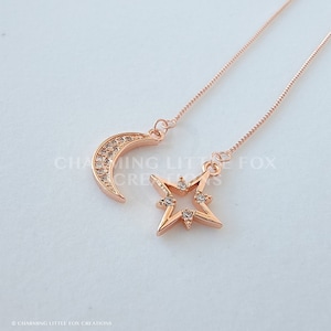 Orecchini asimmetrici con luna e stella in oro rosa, argento sterling placcato oro rosa e zirconi cubici, PMOONE2