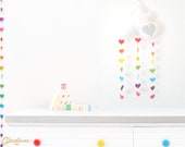 Regenbogen-Liebe-Herzen-Cloud-Handy - eine Funky Filz Cloud-Dekoration von Clara Luna zu regnen. Baby-Dusche. Neues Baby. Kinderzimmer Dekor.