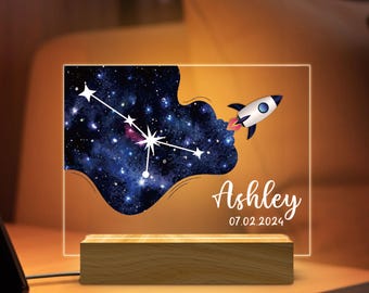Lámpara de noche con constelación personalizada, lámpara de decoración espacial personalizada, lámpara de noche con cielo estrellado con temática astrológica, lámpara infantil con diseño de cohete, regalo de cumpleaños