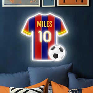 Placa de neon de futebol personalizada, luz de LED para camisa de futebol, decoração de parede de neon para futebol, presente para torcedor do Messi, presente para jogador de futebol, presente personalizado para ele