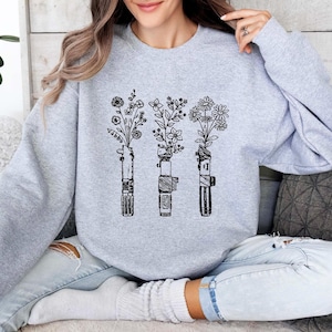 Star Wars Floral Lightsaber Sweatshirt, Star Wars Crewneck, Galaxy&#39;s Edge Sweatshirt, Disney World Hoodie, Star Wars Lover Gift Sweatshirt