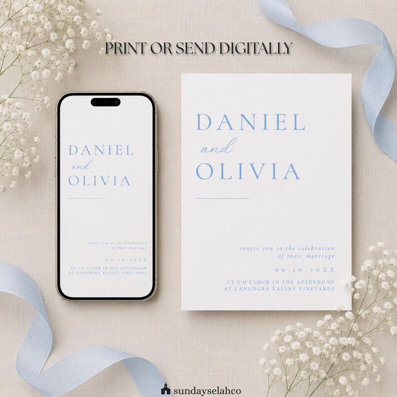 K&ouml;nnte beinhalten: Eine wei&szlig;e Hochzeitseinladungskarte und ein Smartphone, das dasselbe Design mit dem Text DANIEL and OLIVIA, invite you to the celebration of their marriage, 09.10.20XX, at 3 o'clock in the afternoon at Canungra Valley Vineyards anzeigt.
