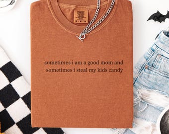 Halloween mom shirts Minimalistic Mama Halloween shirt Halloween spooky mama t-shirt Funny Mom Women’s Halloween monsters shirt for moms