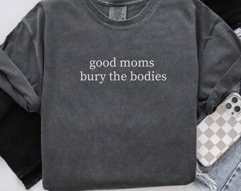 Halloween mom shirts Minimalistic Mama Halloween shirt Halloween spooky mama t-shirt Funny Mom Women’s Halloween monsters shirt for moms