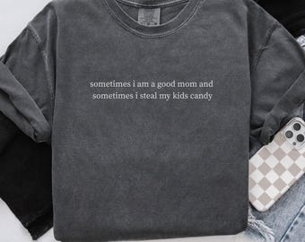 Halloween mom shirts Minimalistic Mama Halloween shirt Halloween spooky mama t-shirt Funny Mom Women’s Halloween monsters shirt for moms
