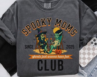 Halloween mom shirts Mama Halloween shirt Halloween spooky mama t-shirt Cute ghost shirt Mom Social Club Women’s Retro Halloween Aesthetic
