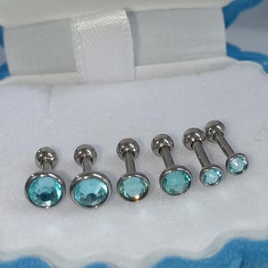 Boucles d'oreilles Pavé Trois rangs de zircons, bijou en plaqué or 585