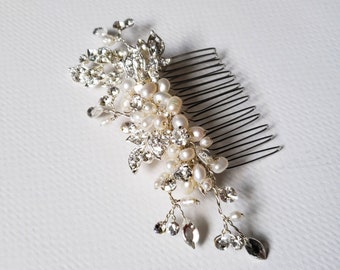 Pearl Hair Comb with Crystals, Freshwater Pearl Hair Comb, Beach Wedding, Garden Wedding, Gift for Bride, Bridal Hair Comb, Ready to Ship