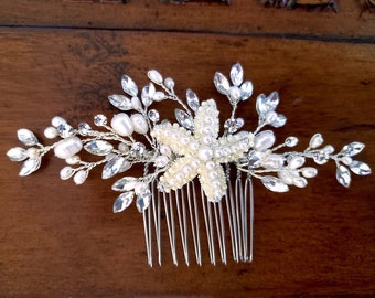 Starfish Hair Comb with Crystals Pearls, Beach Wedding Hair Comb, Nautical Wedding Hair Combs, Freshwater Pearls