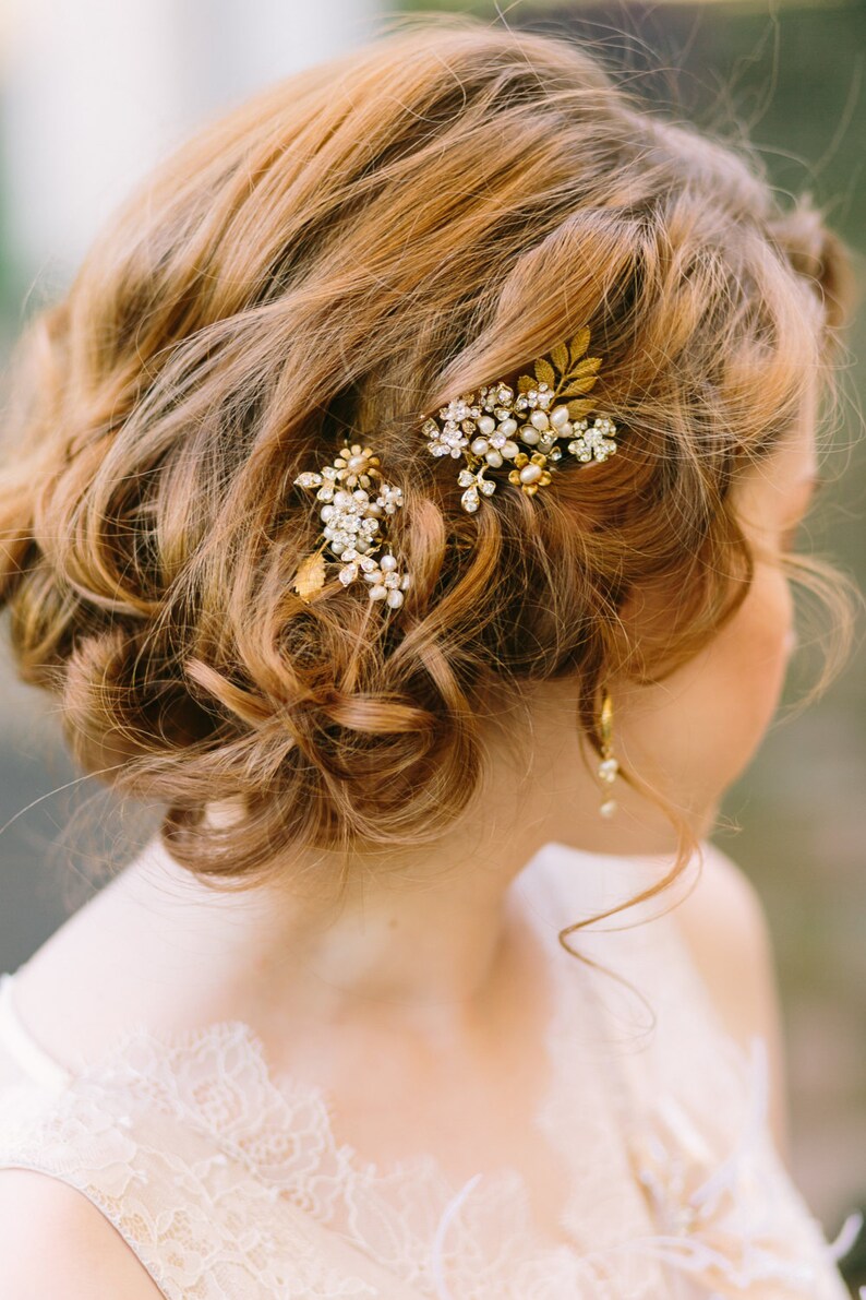 Pearl Hair Pin Set of 3 with Pearl Flowers, Crystals and Gold Leaves, Bridal Hair Pins, Pearl Hair Comb Set, Ready to Ship image 3